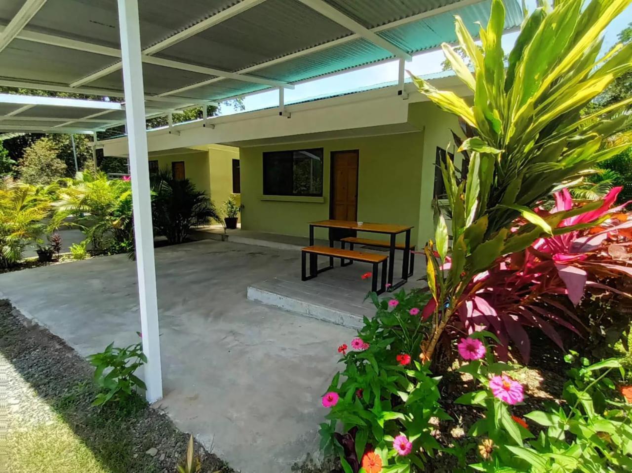 Serenity Houses Кахуита Екстериор снимка